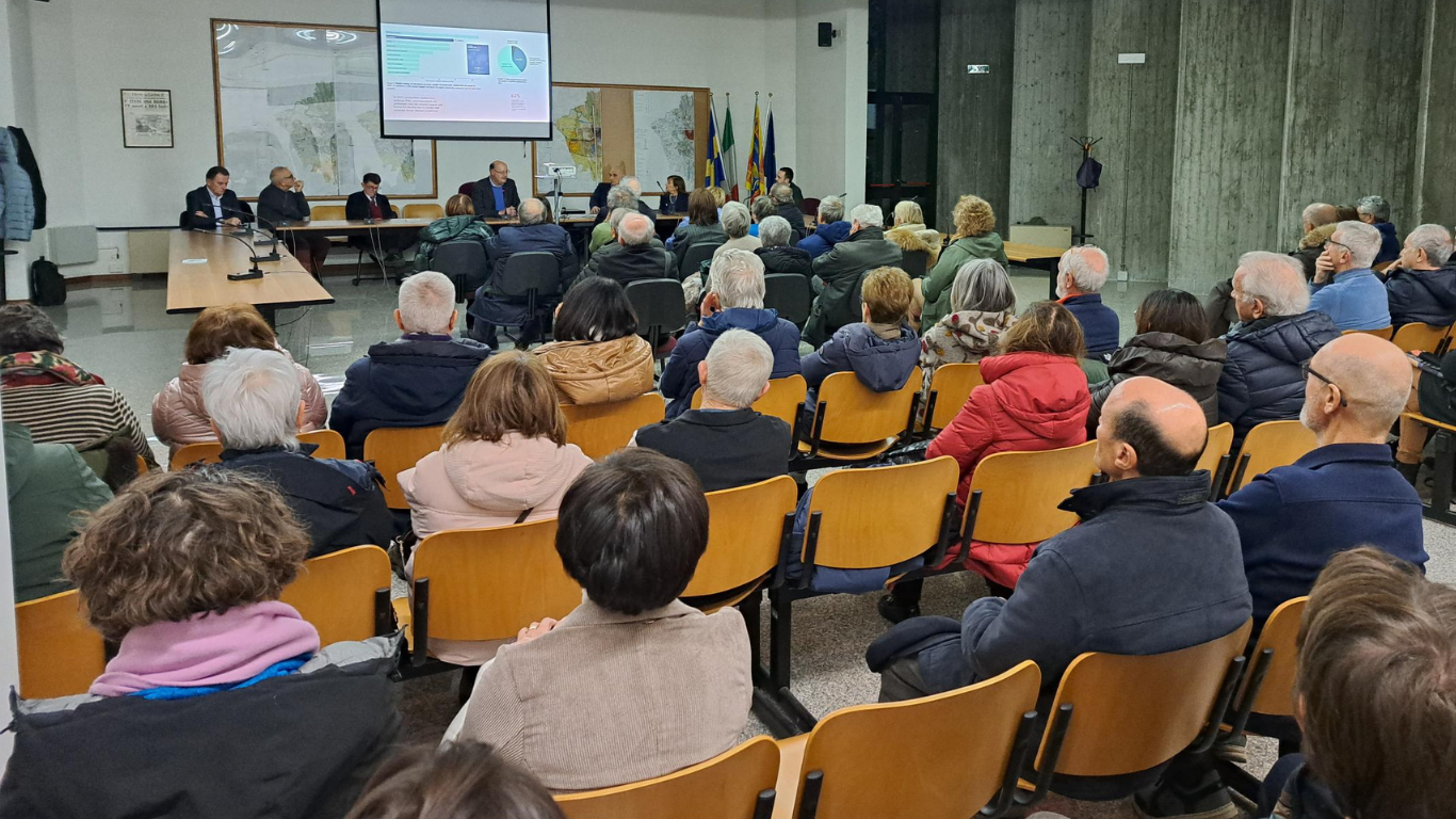 Clicca per accedere all'articolo Grande partecipazione all’incontro “Che aria respiriamo?”. Medici e cittadini a confronto su inquinamento e salute