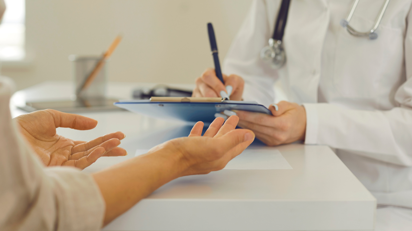 Clicca per accedere all'articolo Medici stranieri senza titoli riconosciuti. Guglielmi, OMCeO Verona: "Tutelare la dignità della professione e la sicurezza dei pazienti assumendo medici qualificati e abilitati, sia italiani che stranieri"